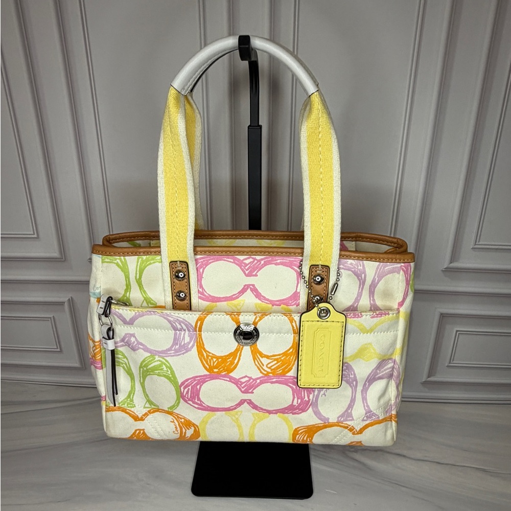 Coach Multicolor Signature Print Quilted Tote Bag | Full Inclusion - Picture 3 of 14